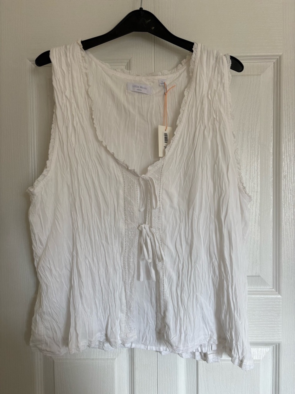 Aritzia White Crinkle Tie-Front Sleeveless Tank